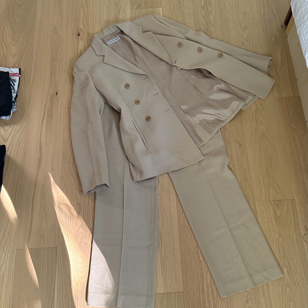Beige Double-Breasted Suit Set Armani made in Italy